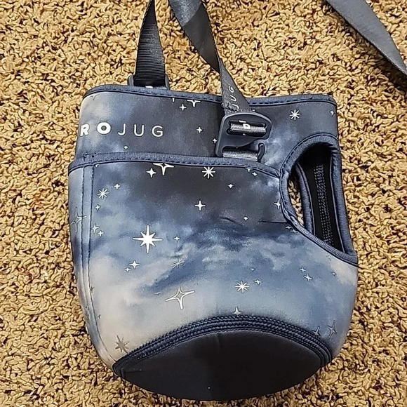 Hydrojug Brittany Lynne Sleeve Cover Water Bottle Neoprene Midnight Stars - Picture 2 of 2